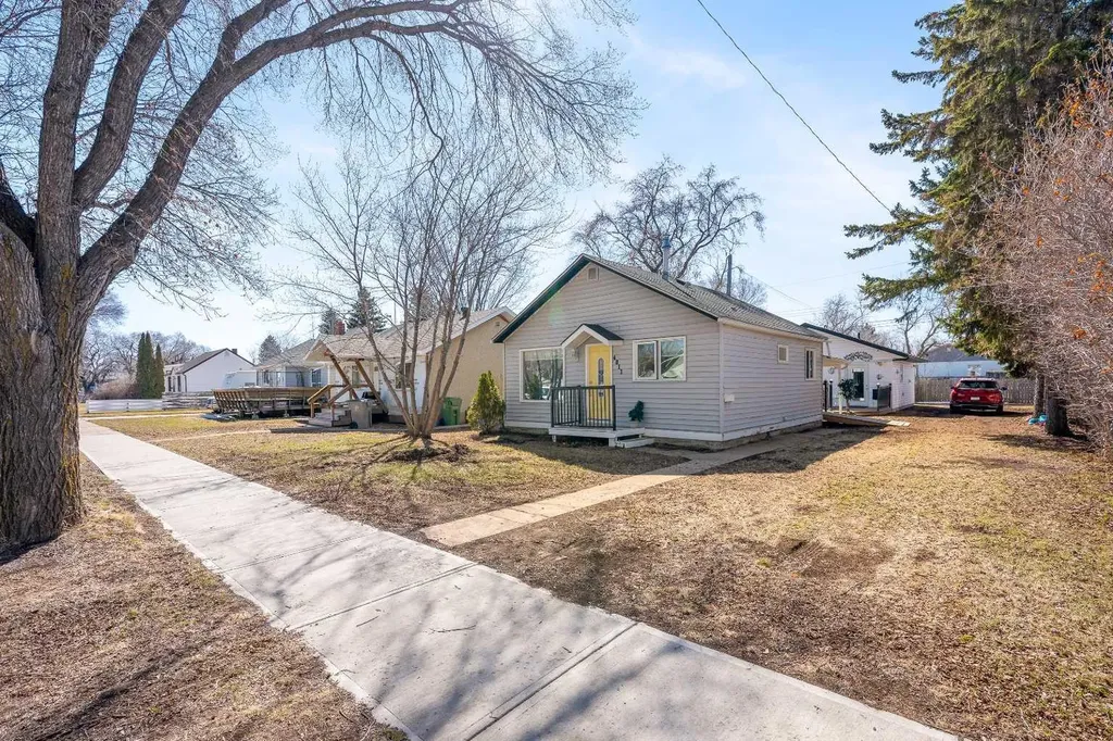 4811 40 Street Lloydminster SK S9V 0C3