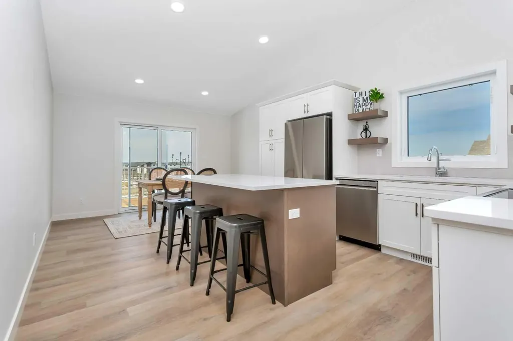 42 Tarzwell Avenue Red Deer AB T4P 0Y9
