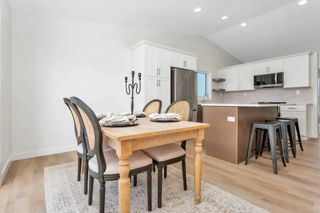 42 Tarzwell Avenue Red Deer AB T4P 0Y9