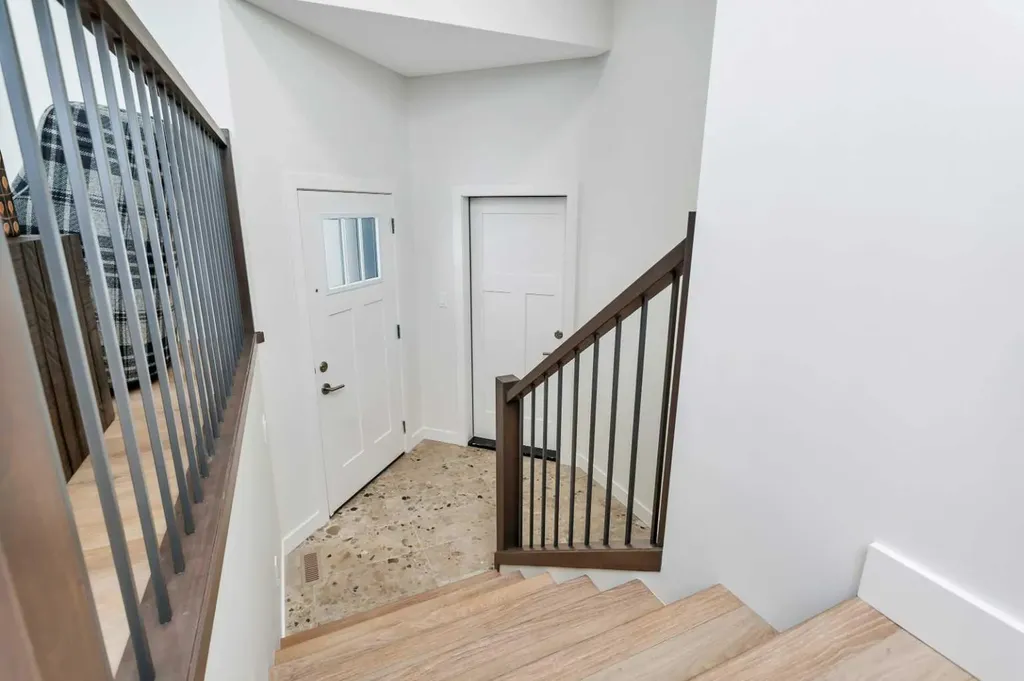 42 Tarzwell Avenue Red Deer AB T4P 0Y9