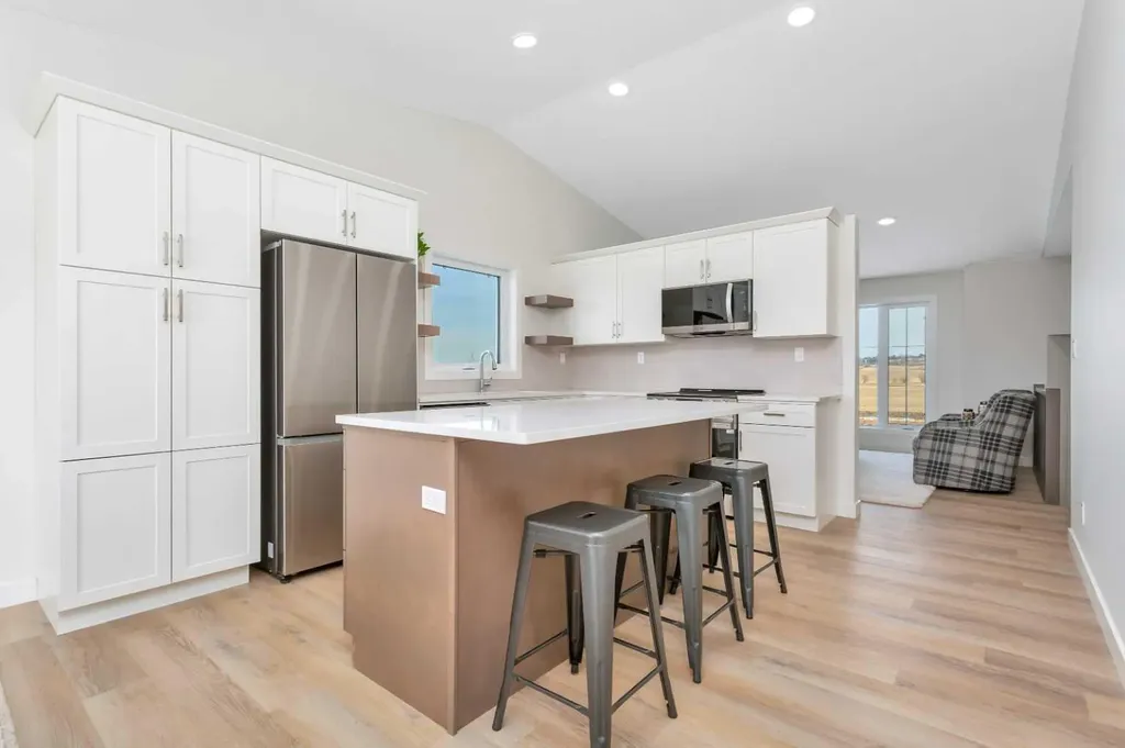 42 Tarzwell Avenue Red Deer AB T4P 0Y9