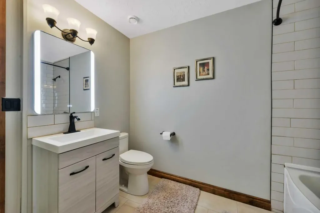 9 Cronquist Close Red Deer AB T4N 1E3