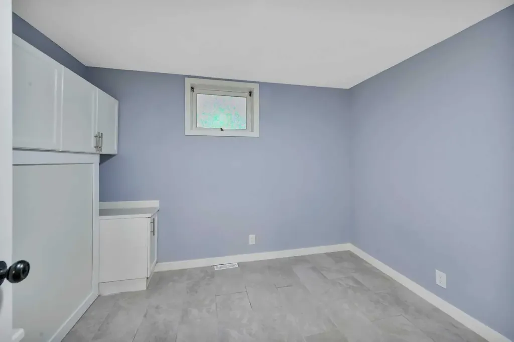 9 Cronquist Close Red Deer AB T4N 1E3