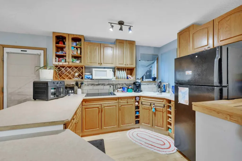 9 Cronquist Close Red Deer AB T4N 1E3