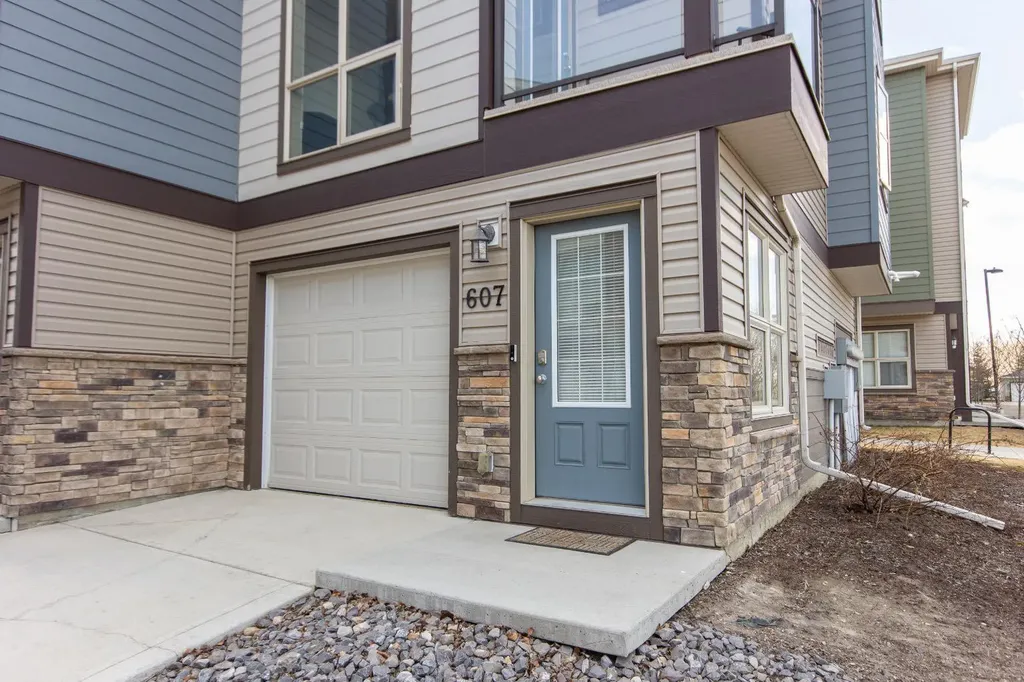 125 Caribou Crescent Red Deer AB T4P 0V6