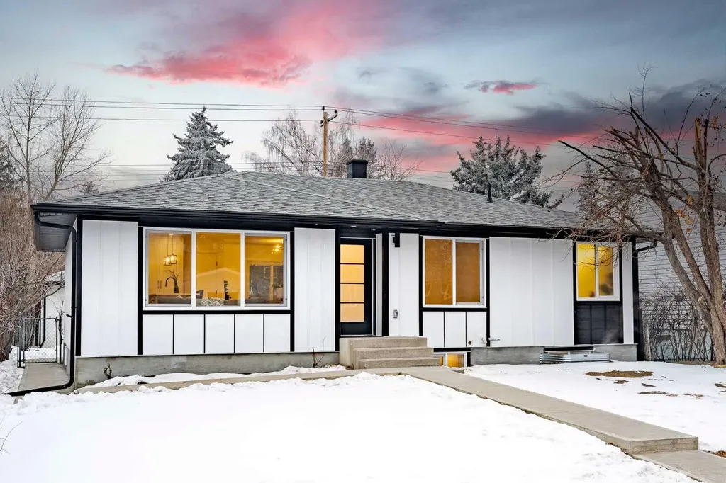 451 Arlington Drive SE Calgary AB T2H 1S4