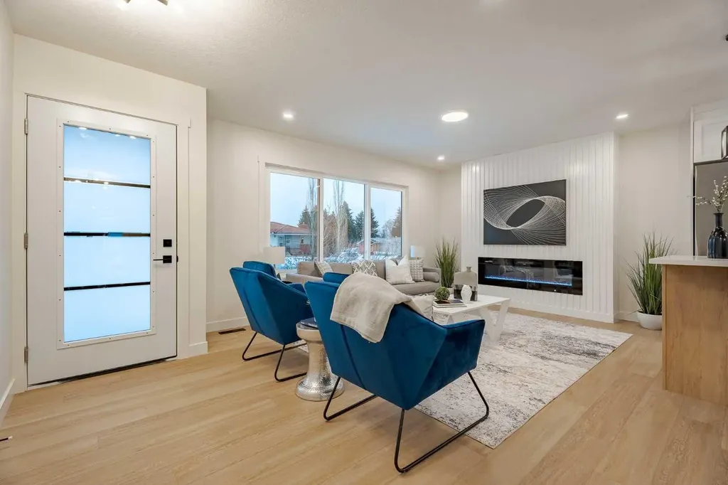 451 Arlington Drive SE Calgary AB T2H 1S4