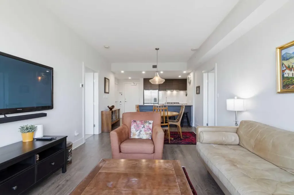38 9 Street NE Calgary AB T2E 7X9