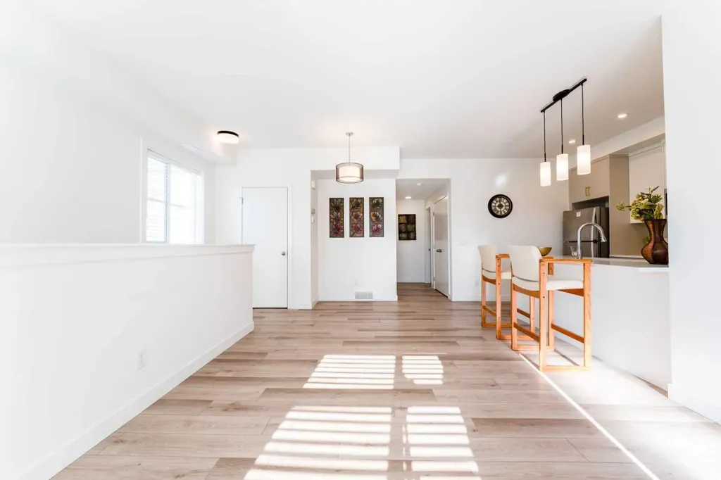 120 Spring Creek Common SW Calgary AB T3H 6E2