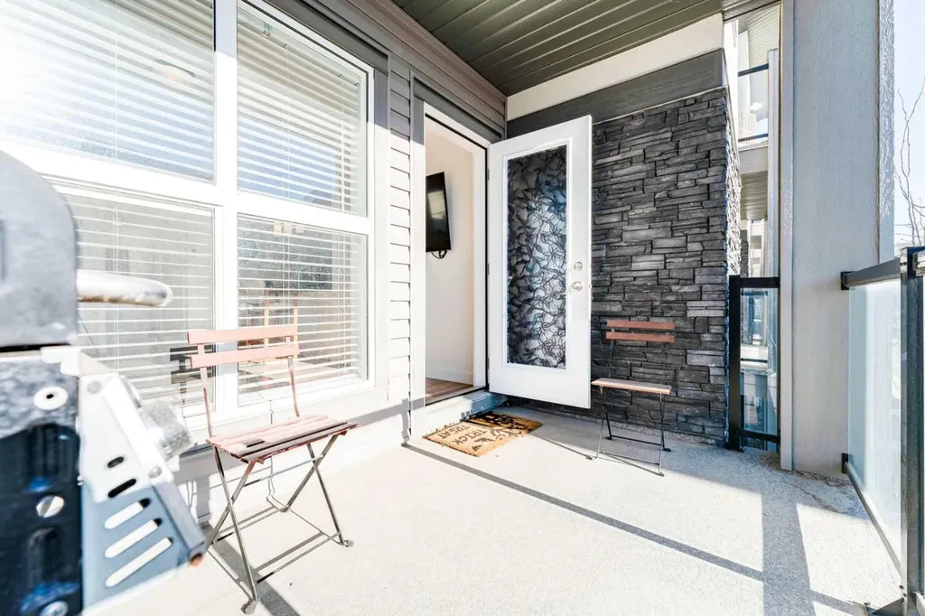 120 Spring Creek Common SW Calgary AB T3H 6E2