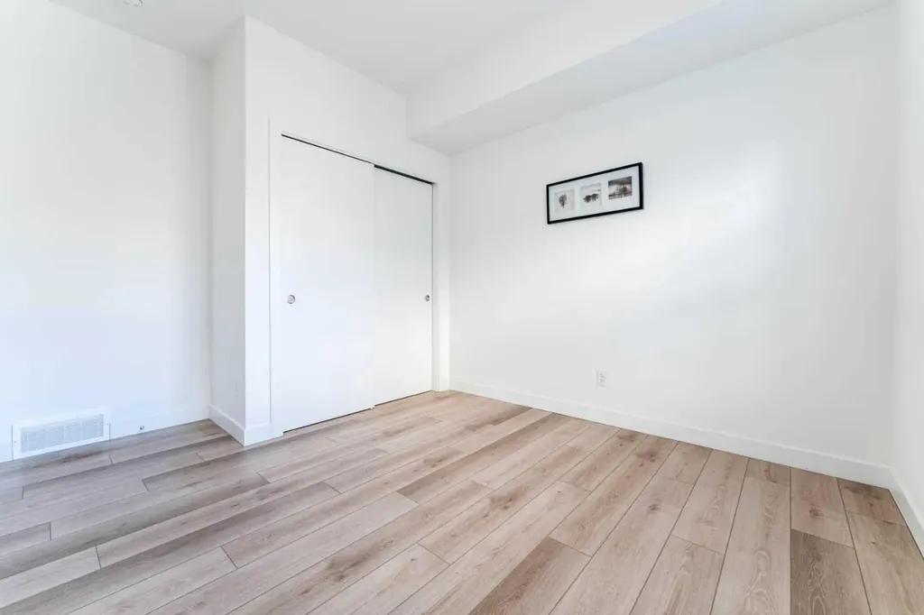 120 Spring Creek Common SW Calgary AB T3H 6E2