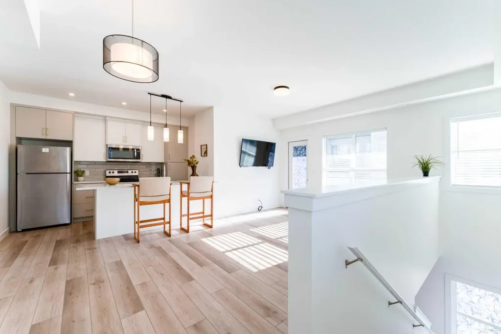 120 Spring Creek Common SW Calgary AB T3H 6E2