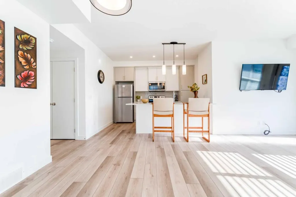 120 Spring Creek Common SW Calgary AB T3H 6E2