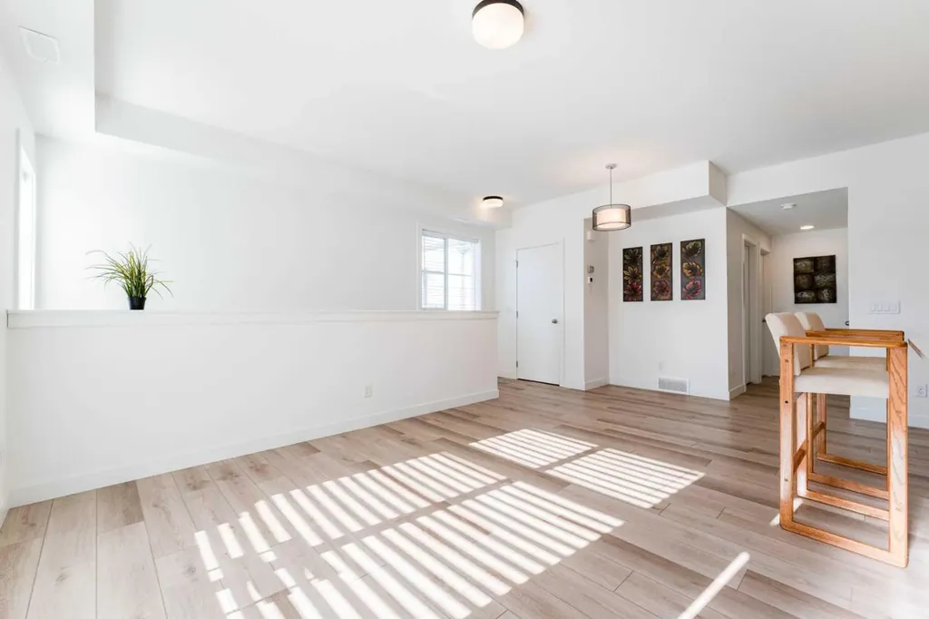120 Spring Creek Common SW Calgary AB T3H 6E2