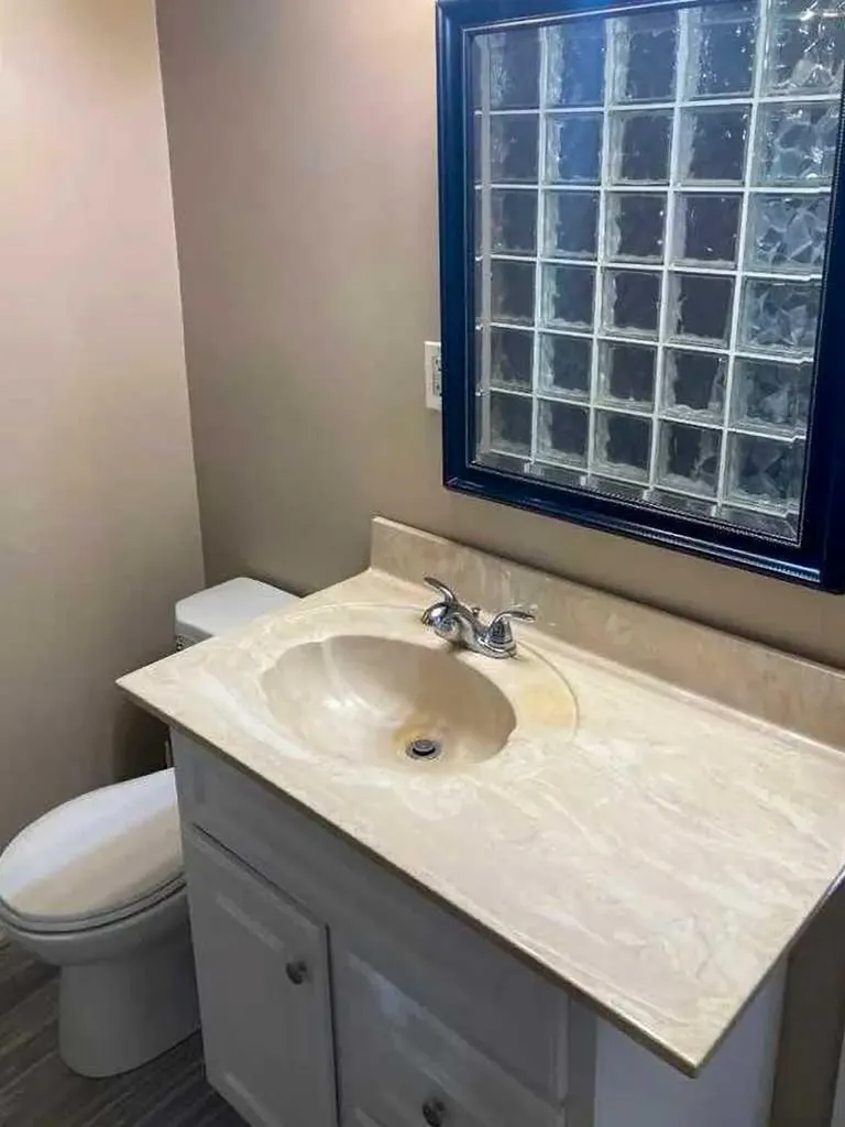 84 Waterloo Drive SW Calgary AB T3C3G1