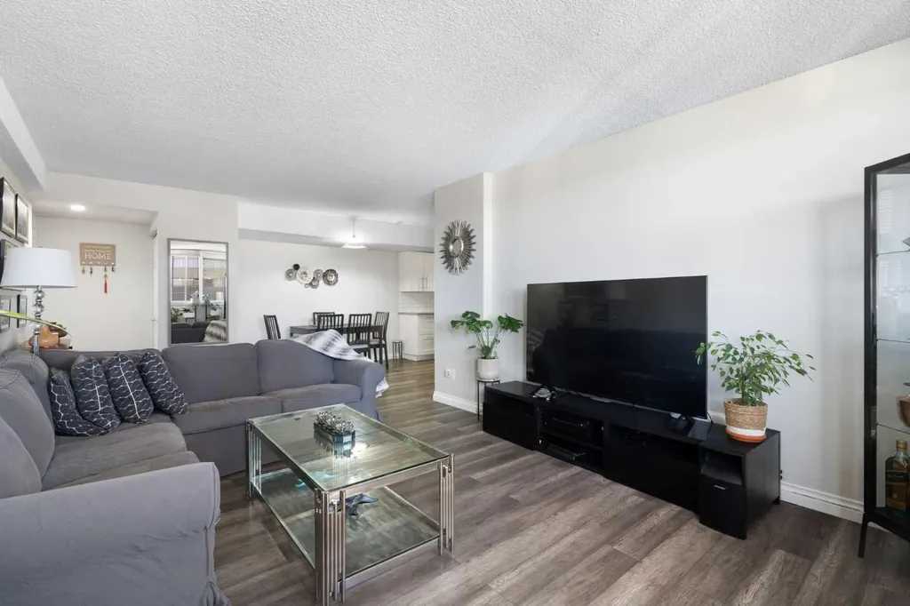 7007 4a Street SW Calgary AB T2V 1A1