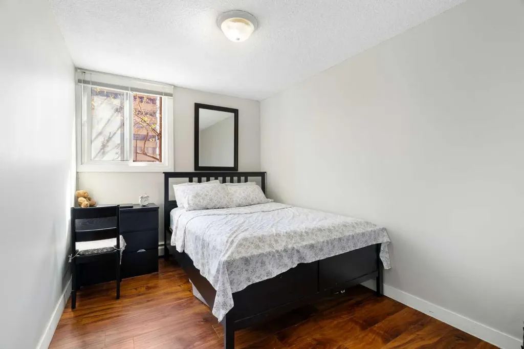 7007 4a Street SW Calgary AB T2V 1A1
