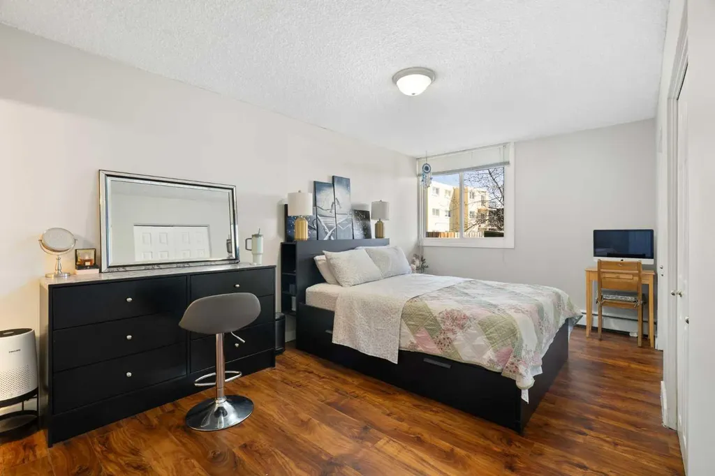 7007 4a Street SW Calgary AB T2V 1A1