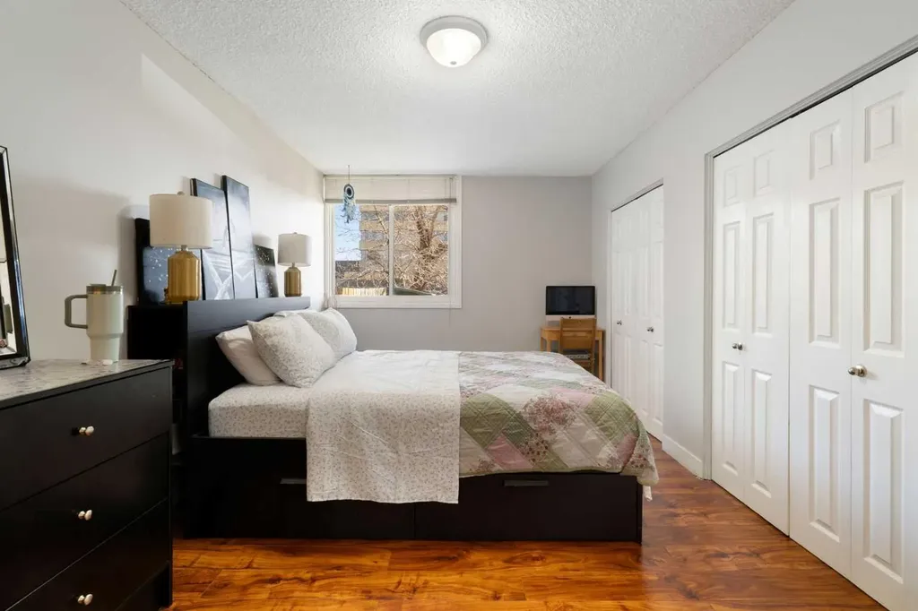 7007 4a Street SW Calgary AB T2V 1A1