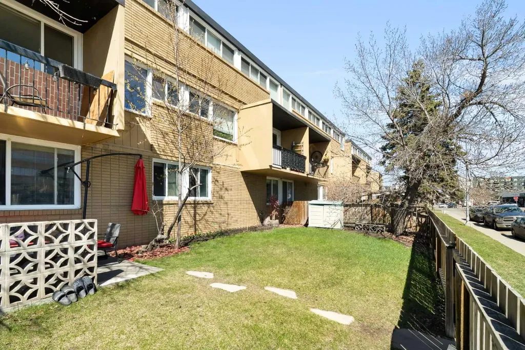 7007 4a Street SW Calgary AB T2V 1A1