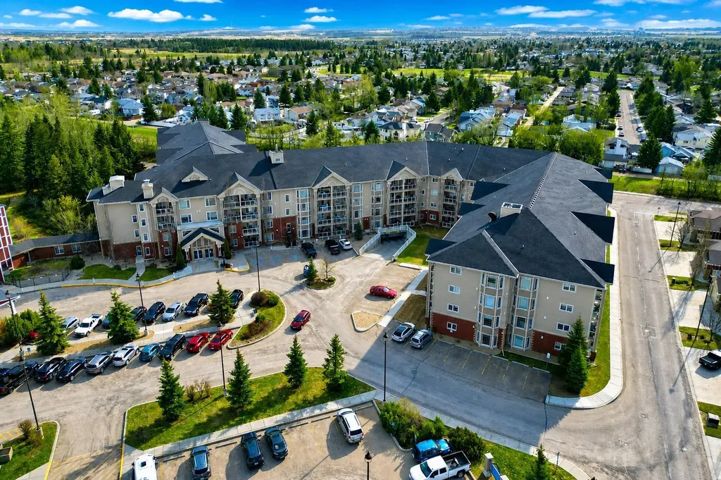 6 Michener Boulevard Red Deer AB T4P 0K5