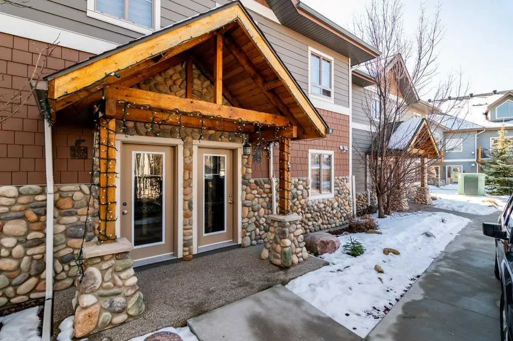 401 4 Street Rural Cypress County AB T0J 1C0