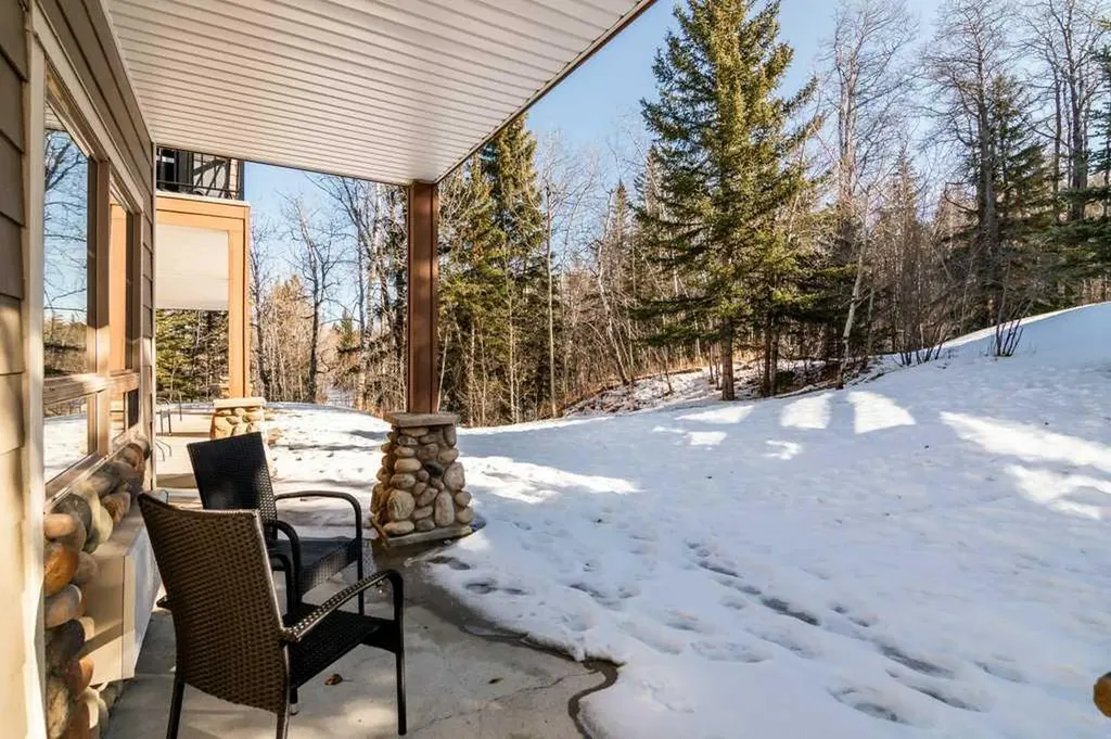 401 4 Street Rural Cypress County AB T0J 1C0