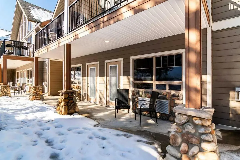 401 4 Street Rural Cypress County AB T0J 1C0
