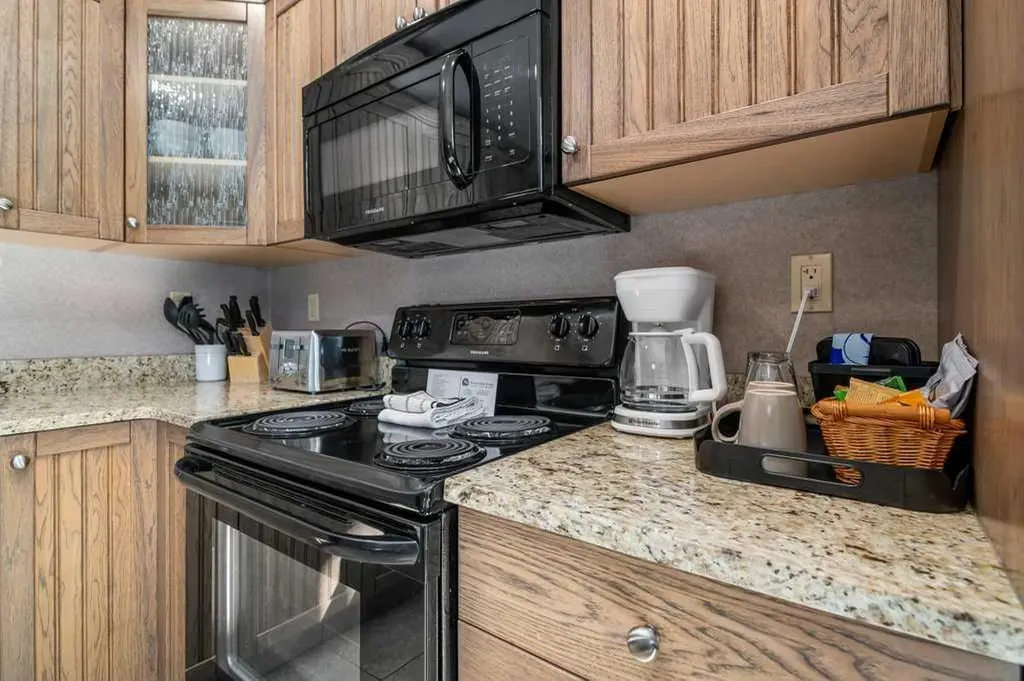 401 4 Street Rural Cypress County AB T0J 1C0