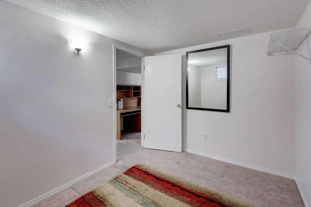 2318 Bowness Road NW Calgary AB T2N 3L5