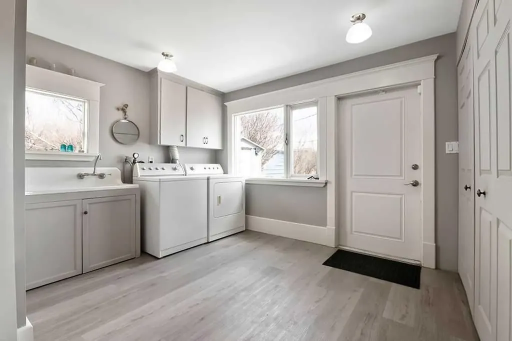594238 104 Street E Rural Foothills County AB T0L0P0