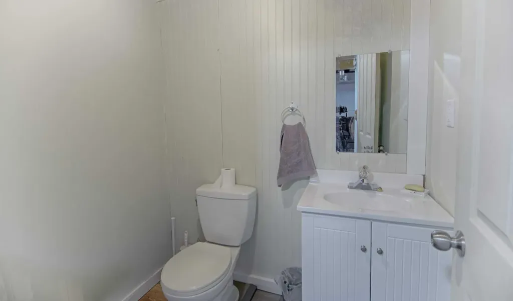 4925 53 Avenue Taber AB T1G 1H5