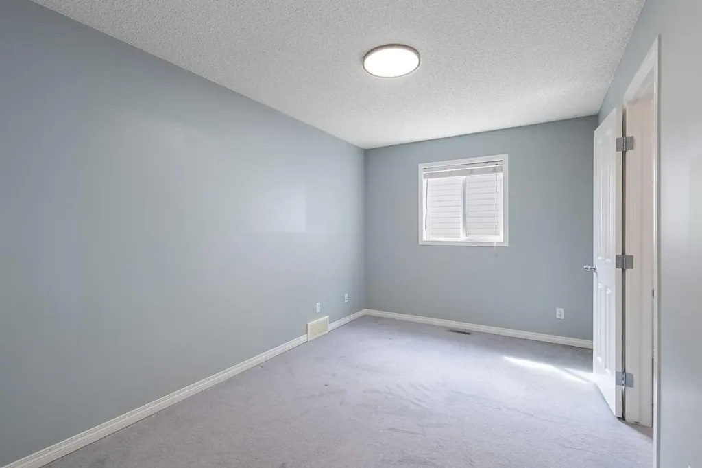 72 Pantego Close NW Calgary AB T3K 0K1