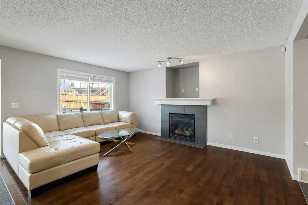 72 Pantego Close NW Calgary AB T3K 0K1