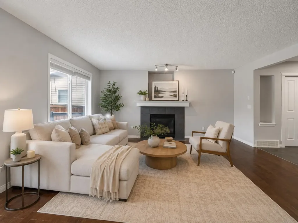 72 Pantego Close NW Calgary AB T3K 0K1
