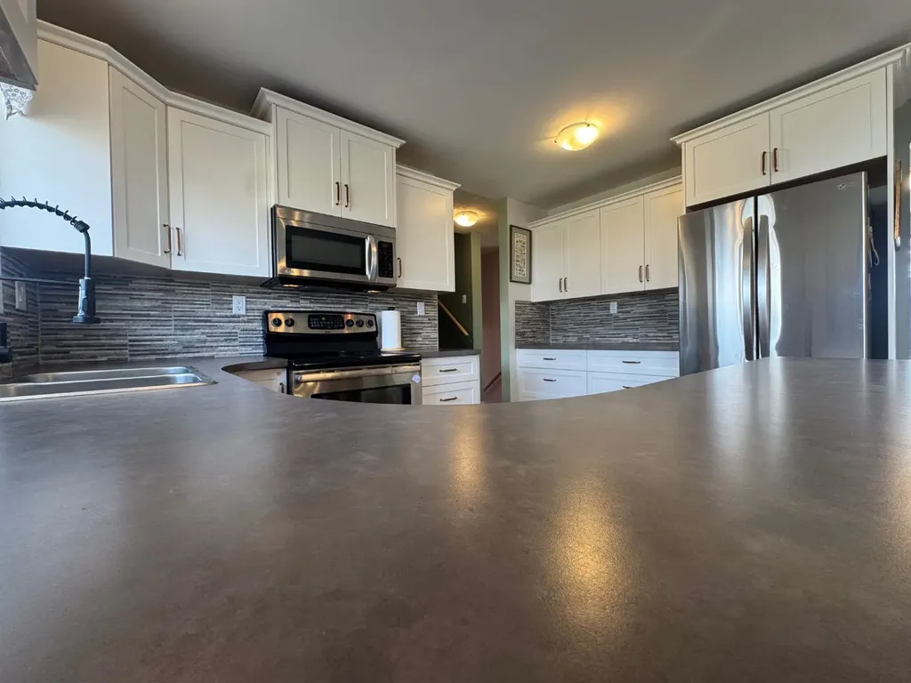 5718 Marler Drive Camrose AB T4V 2S8