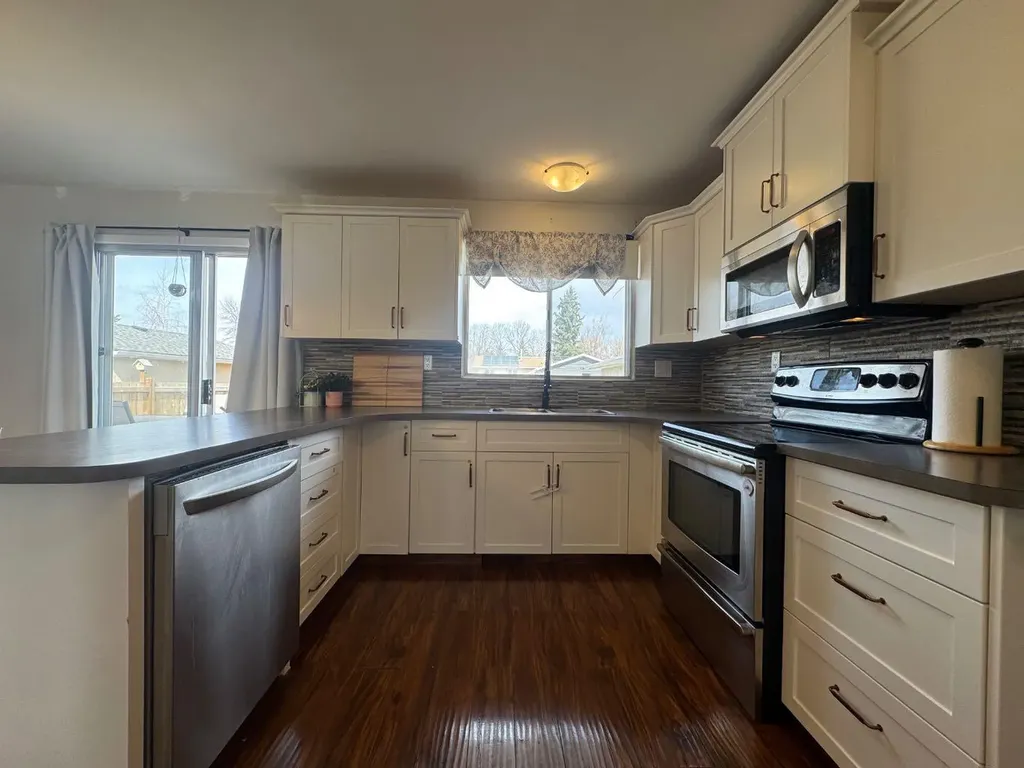 5718 Marler Drive Camrose AB T4V 2S8