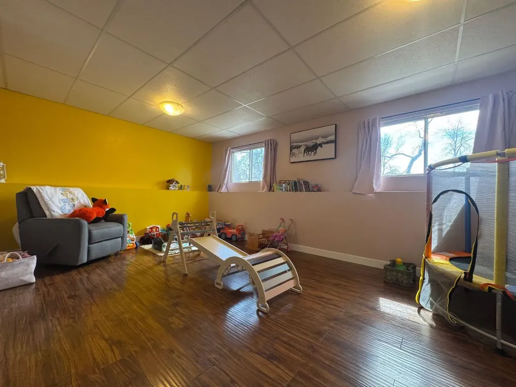 5718 Marler Drive Camrose AB T4V 2S8