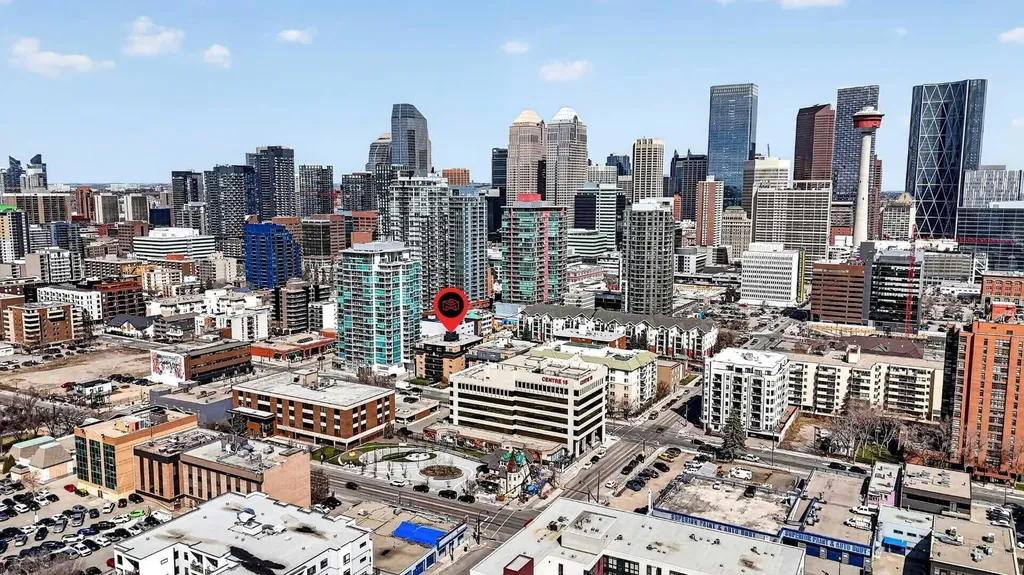128 15 Avenue SW Calgary AB T2R 0P5