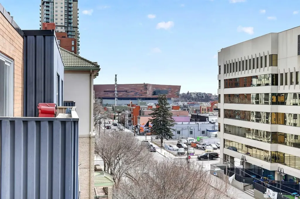 128 15 Avenue SW Calgary AB T2R 0P5