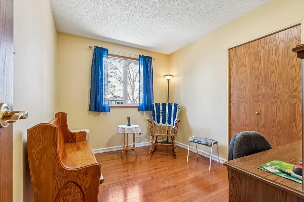 320 Whiteview Road NE Calgary AB T1Y 1P8