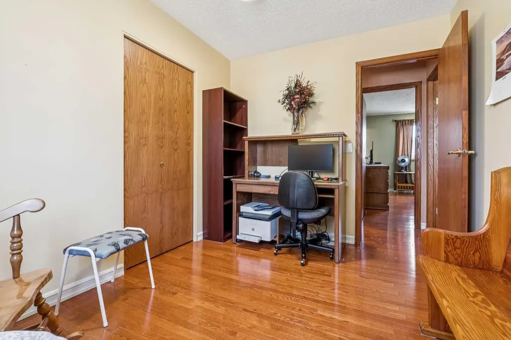 320 Whiteview Road NE Calgary AB T1Y 1P8