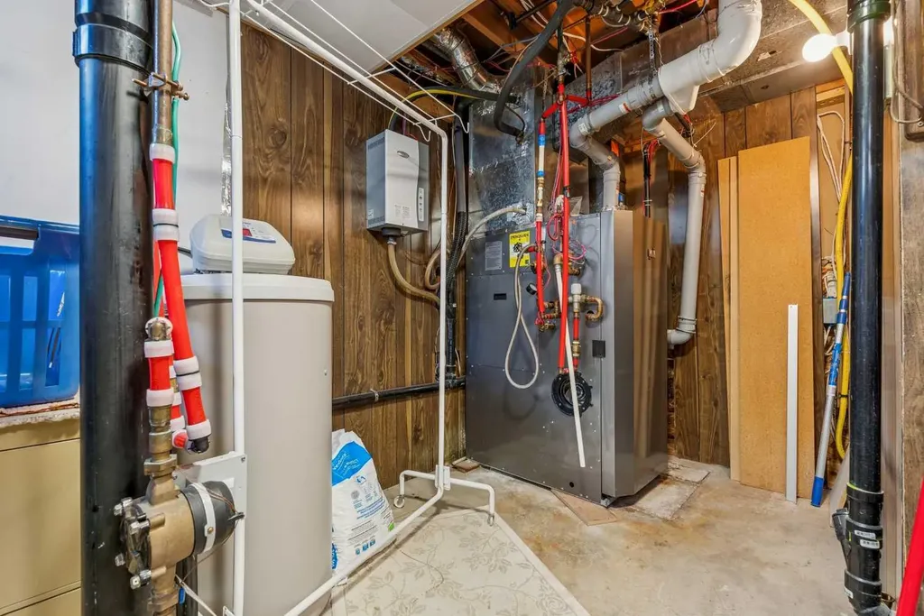 320 Whiteview Road NE Calgary AB T1Y 1P8