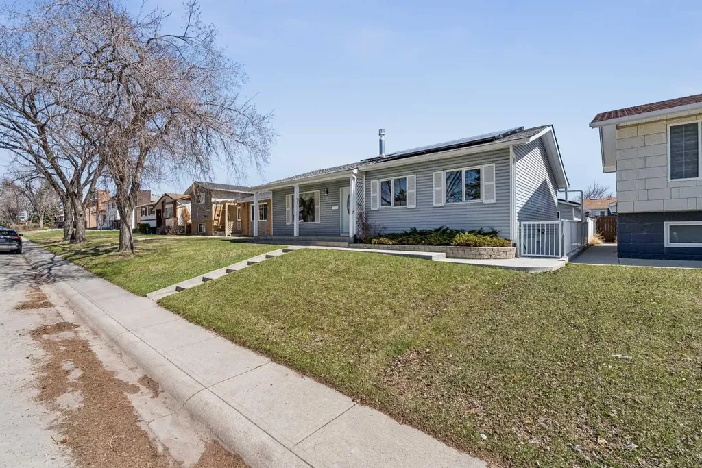 320 Whiteview Road NE Calgary AB T1Y 1P8