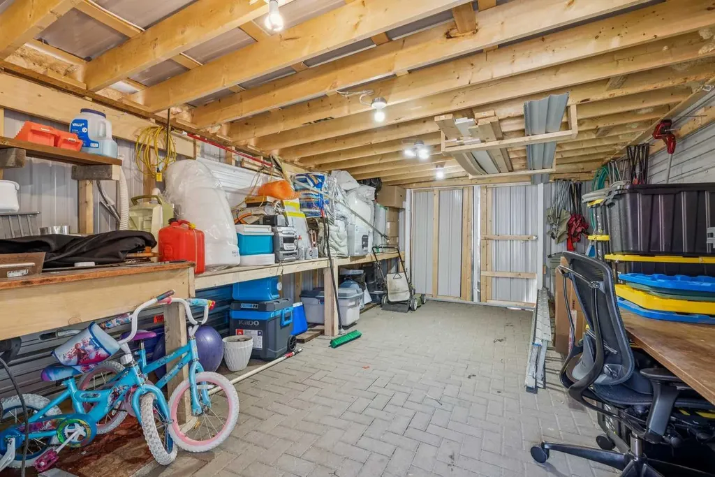 320 Whiteview Road NE Calgary AB T1Y 1P8