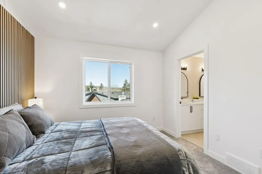 95 23 Street NW Calgary AB T2N 5E2