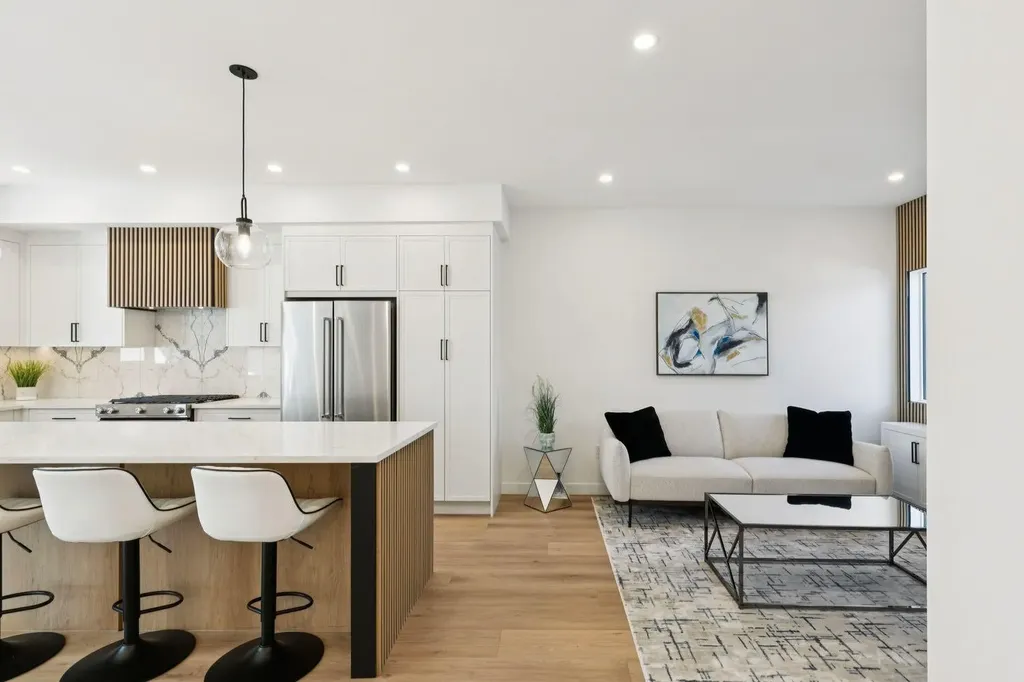 95 23 Street NW Calgary AB T2N 5E2