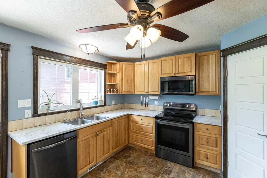 13 Green Valley Lane Rural Clearwater County AB T4T 2A1