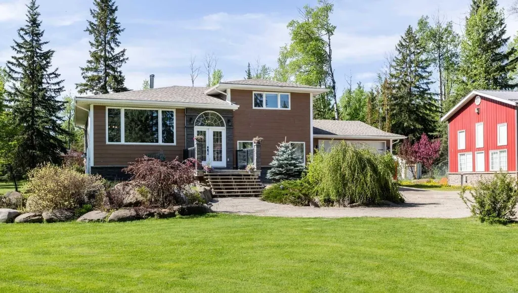 13 Green Valley Lane Rural Clearwater County AB T4T 2A1