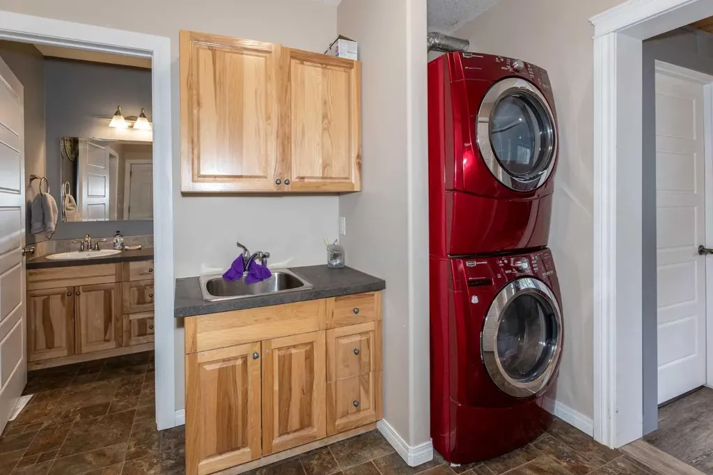 13 Green Valley Lane Rural Clearwater County AB T4T 2A1